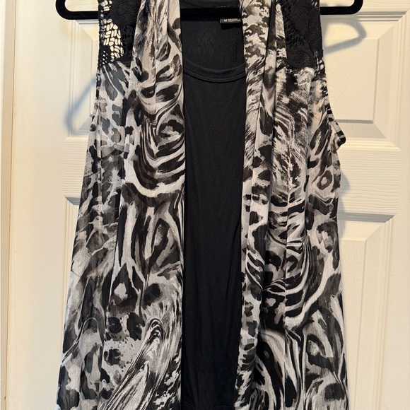 Chico's Black and White Lace Detail Vest Kimono Size 2 - Picture 3 of 7